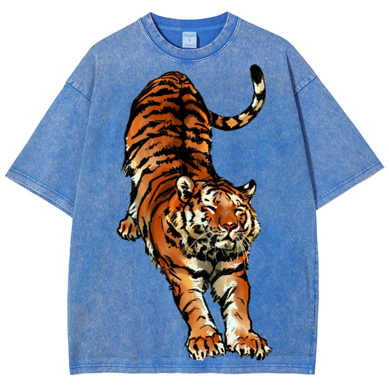 Stretching Tiger Solid Unisex Vintage Washed Tee